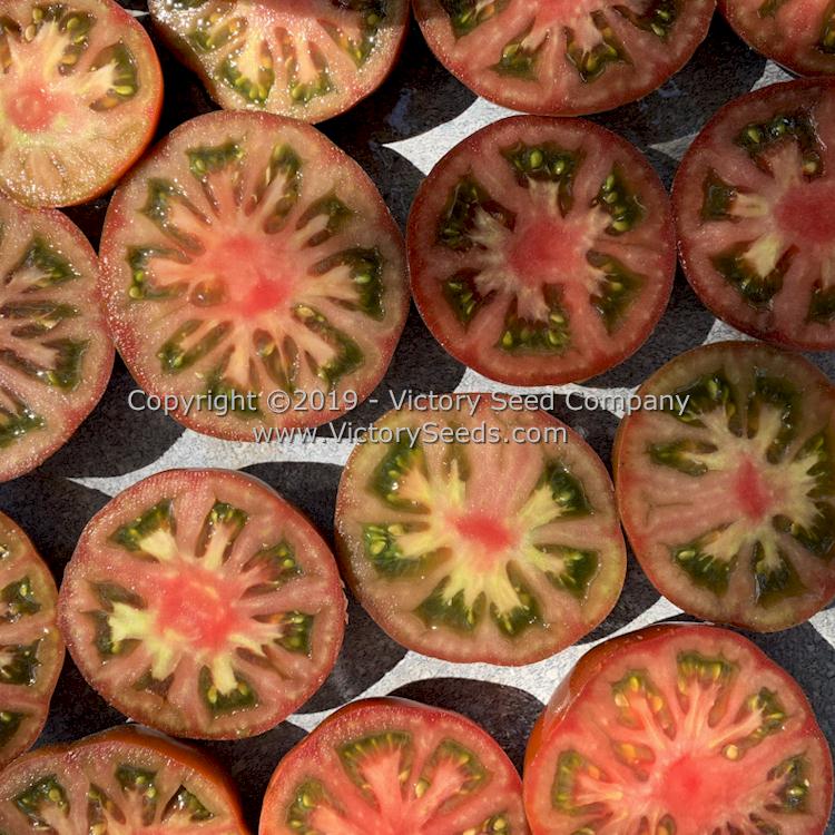 'Northern Elan' tomato slices.